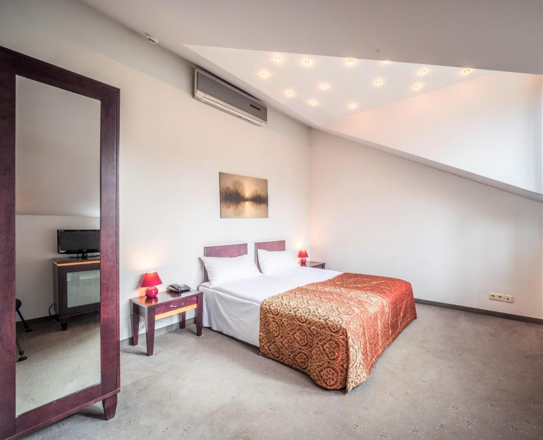 Rija Riga City Hotel エクステリア 写真