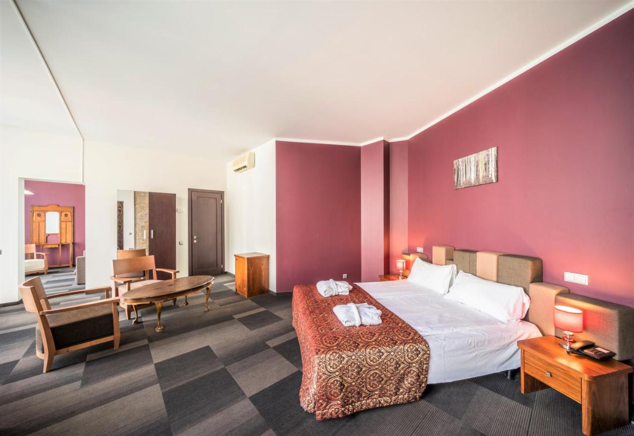 Rija Riga City Hotel エクステリア 写真